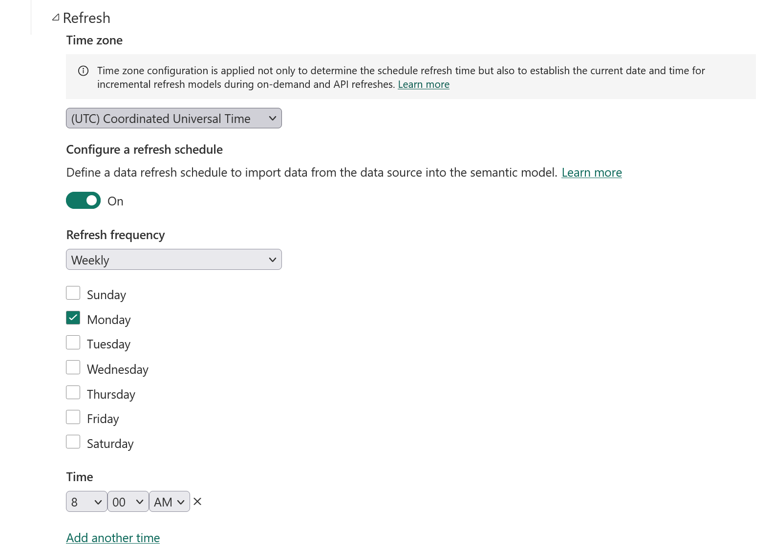 Power BI scheduled refresh configuration with weekly setting